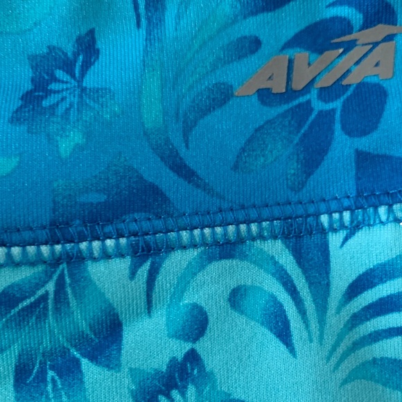 AVIA Cropped Tropic Colorful Leggings Size XL - Picture 3 of 4